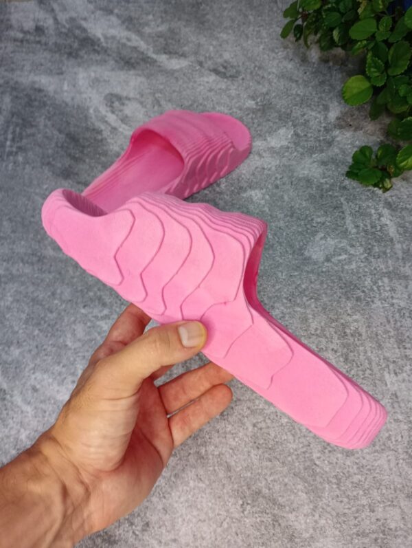 Ojota Adilette Fucsia - Image 3